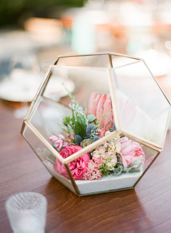 Wedding Style Trend – Modern Geometric featured image