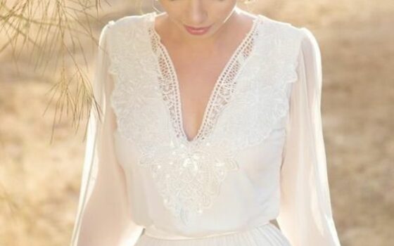 Stunning Winter Wedding Dress Inspiration