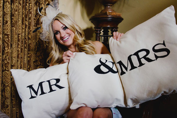 Bridal Shower Gift Ideas featured image
