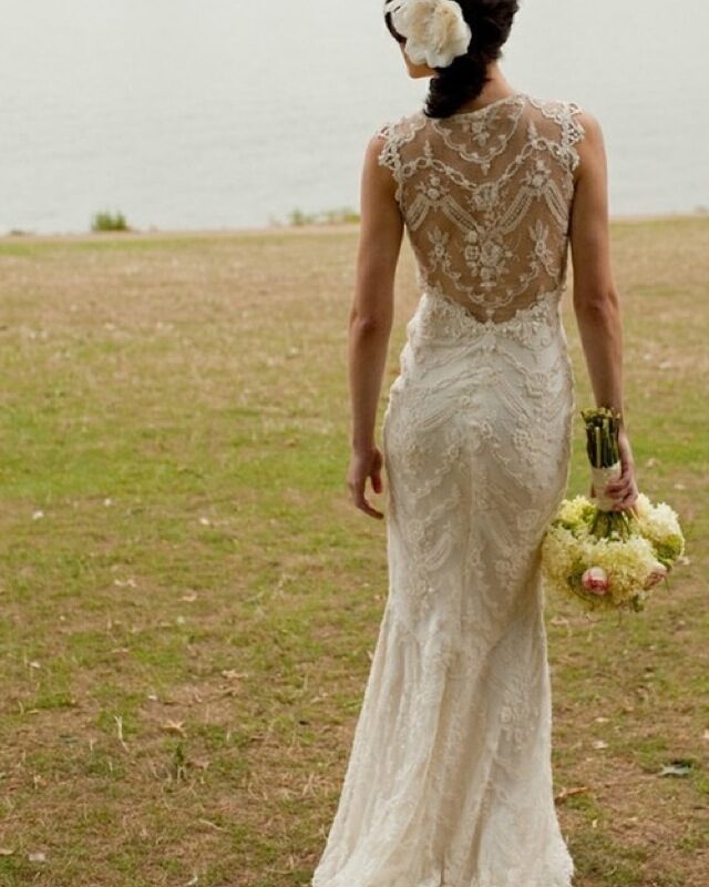New Season, New Trends, and Breathtaking Bold Gowns! featured image