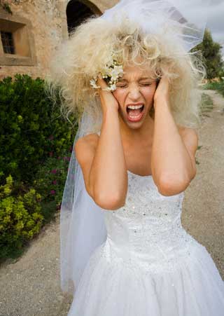 How To Avoid Bridal Show Overload! featured image