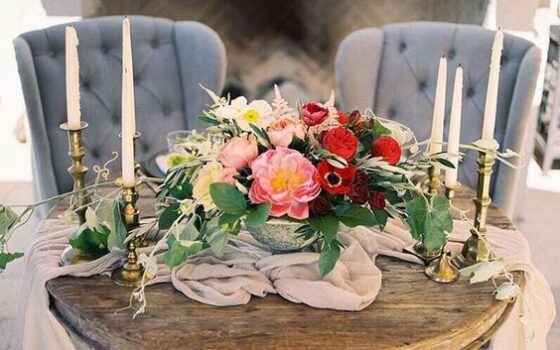 15 Stunning Sweetheart Tables