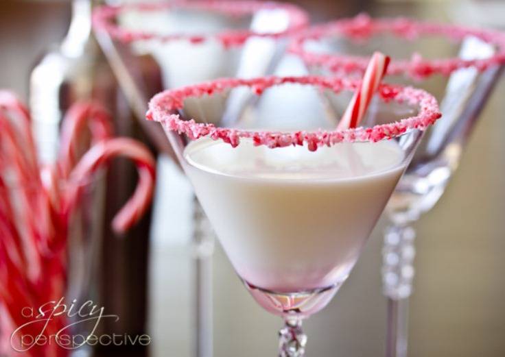 10 Delicious Holiday Signature Drinks featured image